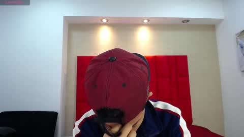 Snapshot of danny__santoro chatting on December 16, 2025, 1:16 pm Danny online show from December 16, 2025, 1:16 pm