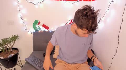 danny_and_lara online show from November 24, 2025, 2:28 pm