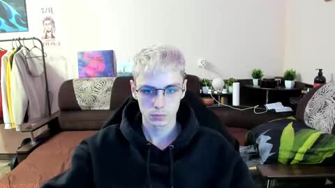 Daniel online show from October 17, 2025, 10:12 pm