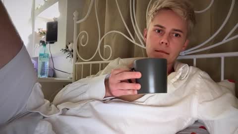 danny online show from October 5, 2025, 4:27 pm