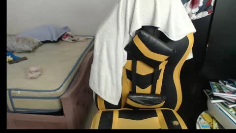 Snapshot of danny_sweettt chatting on April 9, 2026, 5:07 pm danny.......... guys I have onlyfans follow me I am new I want to share with you many things I love you online show from April 9, 2026, 5:07 pm