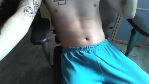 Snapshot of dannylbnz chatting on December 20, 2025, 11:06 am Danny L. online show from December 20, 2025, 11:06 am