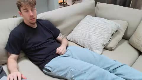 DannyThreeWay online show from December 22, 2025, 7:33 pm