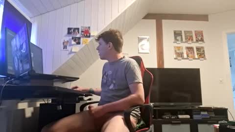 Danny Toy Boy online show from November 15, 2025, 11:51 am