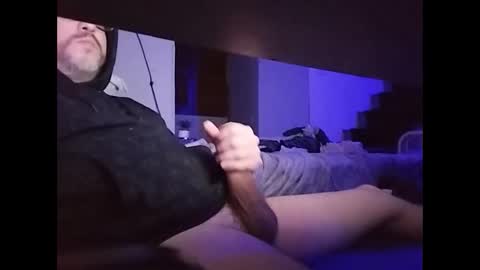 danshi69 online show from April 3, 2026, 8:12 am