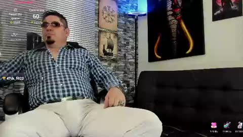 Snapshot of dante_bellini chatting on July 8, 2026, 2:54 pm dante_bellini online show from July 8, 2026, 2:54 pm