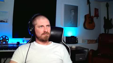 dante_cross_x89 online show from November 16, 2025, 6:52 am