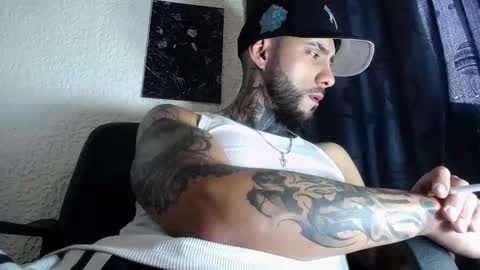 dante_d_angelo_ online show from October 6, 2025, 4:37 pm