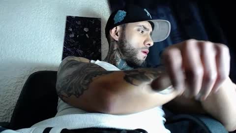 dante_d_angelo_ online show from October 18, 2025, 4:37 am