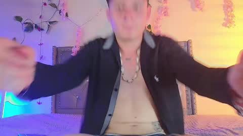 Dantegrayy online show from November 8, 2025, 2:23 am