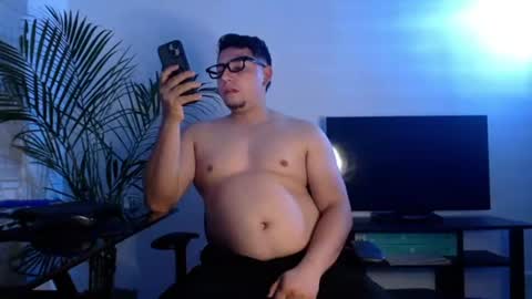  A L E J A N D R O  online show from July 1, 2026, 11:26 pm
