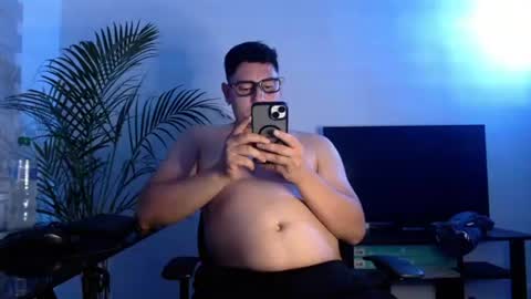  A L E J A N D R O  online show from July 14, 2026, 11:43 pm