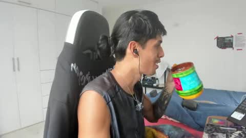 X Dante7373574 online show from April 13, 2026, 6:13 pm