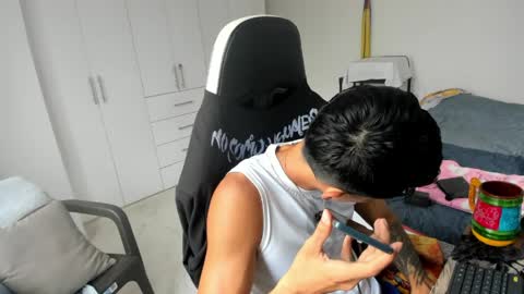 X Dante7373574 online show from April 20, 2026, 9:27 pm