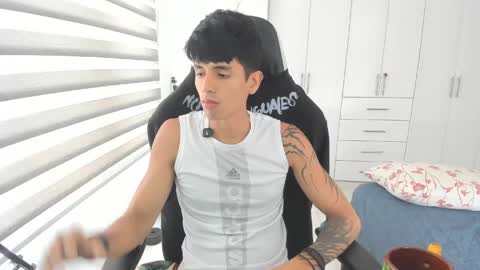 X Dante7373574 online show from May 14, 2026, 4:14 pm