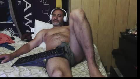 Snapshot of dantehot82 chatting on June 11, 2026, 12:32 am dantehot82 online show from June 11, 2026, 12:32 am