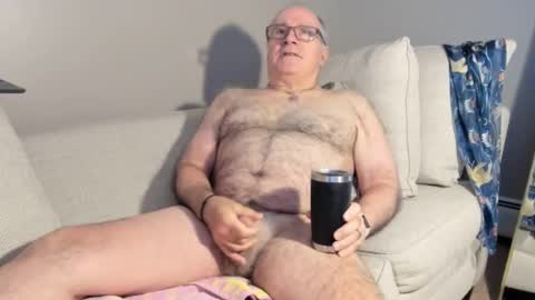 Mark online show from October 1, 2025, 6:08 am