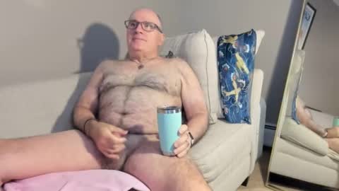 Mark online show from October 15, 2025, 6:35 am