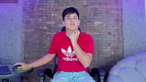 dantestone1 online show from November 16, 2025, 12:22 pm