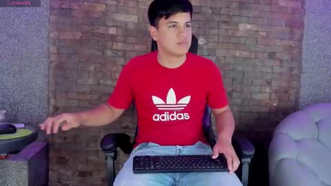 dantestone1 online show from November 21, 2025, 7:12 pm