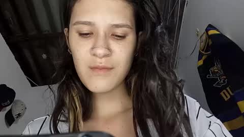 Dani  online show from December 1, 2025, 7:35 am