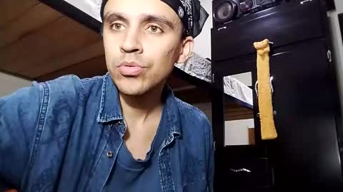 Snapshot of danylano chatting on February 1, 2026, 9:57 pm Daniel online show from February 1, 2026, 9:57 pm