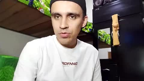 Snapshot of danylano chatting on February 7, 2026, 10:24 pm Daniel online show from February 7, 2026, 10:24 pm