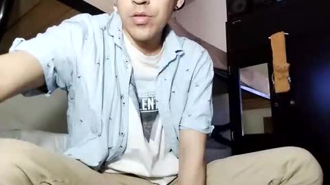 Snapshot of danylano chatting on February 26, 2026, 9:25 pm Daniel online show from February 26, 2026, 9:25 pm