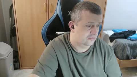 danysanchez1981 online show from March 10, 2026, 11:37 am