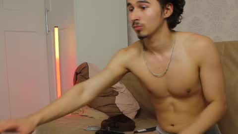 Snapshot of danyx__ chatting on May 19, 2026, 7:15 am Dany online show from May 19, 2026, 7:15 am