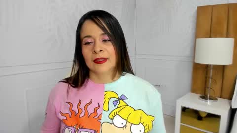 Daphne online show from February 20, 2025, 2:29 am