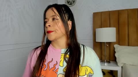 Daphne online show from March 2, 2025, 2:19 am