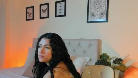 Antonella Mora online show from September 19, 2025, 12:17 pm