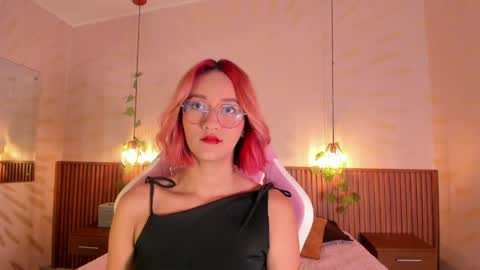 Daphne online show from April 22, 2026, 3:09 am