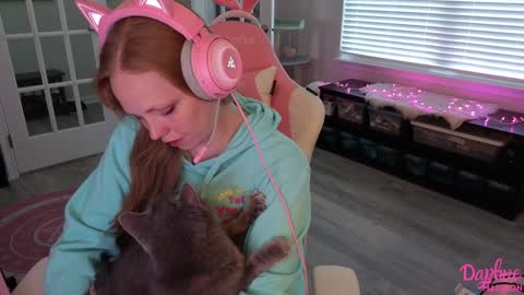 Daphne Madison online show from September 28, 2025, 9:53 pm