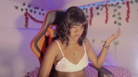 Daphne online show from February 7, 2025, 3:08 pm