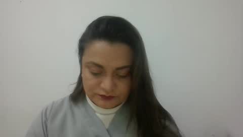 dapnne online show from September 9, 2025, 7:35 pm