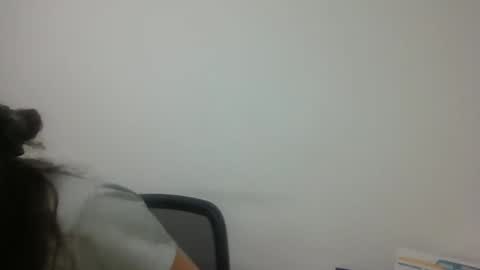 dapnne online show from October 27, 2025, 7:51 pm