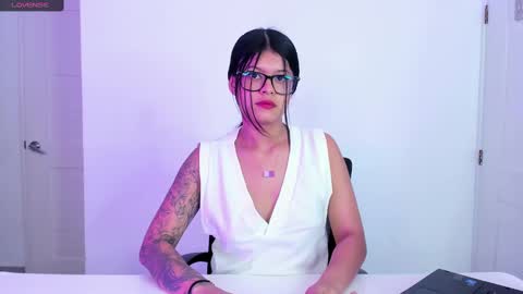 Daphne online show from January 26, 2025, 9:18 pm