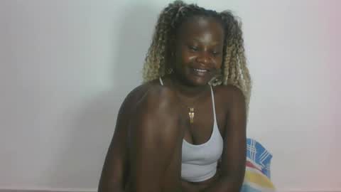 Snapshot of darberry21 chatting on July 28, 2026, 1:34 am ESTHER online show from July 28, 2026, 1:34 am