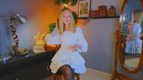 Kami online show from October 17, 2025, 3:31 am