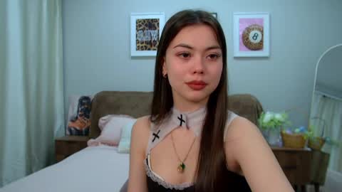DarcyMacy online show from May 17, 2026, 6:37 pm