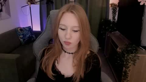 Snapshot of dariatate chatting on April 29, 2026, 5:52 pm Daria Tate online show from April 29, 2026, 5:52 pm