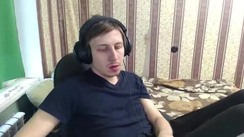 darienlarge online show from November 1, 2025, 9:00 am