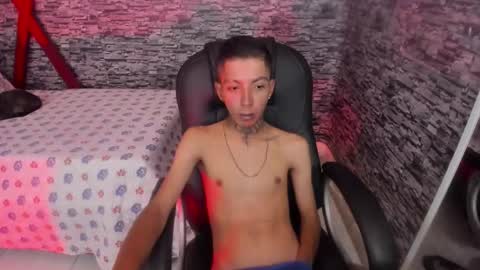 Darikson online show from December 5, 2025, 7:43 pm