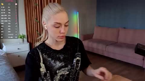 darilboom online show from March 19, 2026, 4:49 am