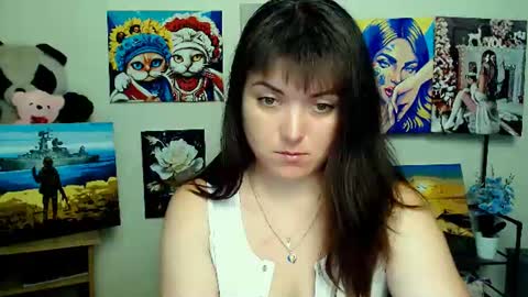 Snapshot of darina_m_ chatting on July 9, 2026, 4:49 am Darina online show from July 9, 2026, 4:49 am