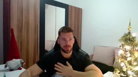 Snapshot of darius_94 chatting on December 17, 2025, 6:08 am darius_94 online show from December 17, 2025, 6:08 am