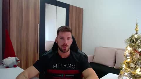 Snapshot of darius_94 chatting on December 18, 2025, 10:43 am darius_94 online show from December 18, 2025, 10:43 am