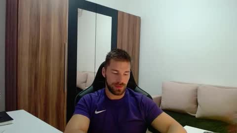 Snapshot of darius_94 chatting on January 14, 2026, 5:24 am darius_94 online show from January 14, 2026, 5:24 am